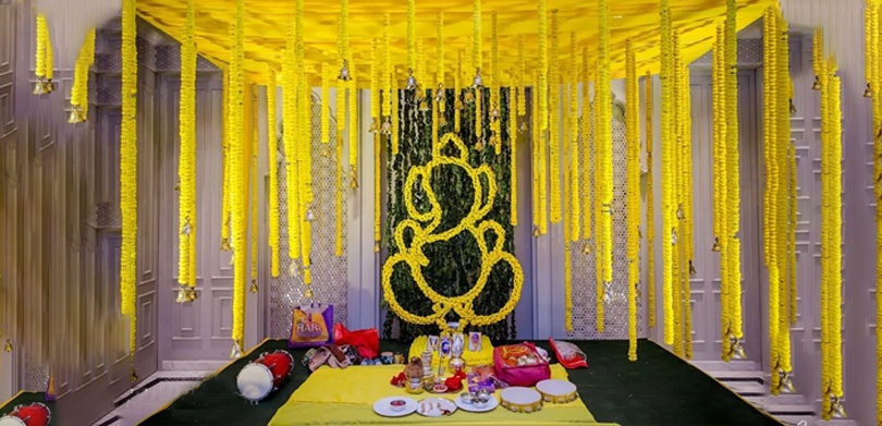 Ganpati Decoration Ideas with Mandap Background
