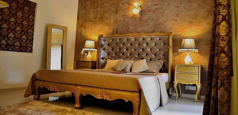 Vastu Colours For Bedroom golden